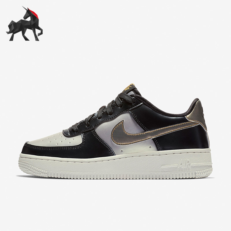 耐克大童跑步高帮耐磨低帮休闲鞋