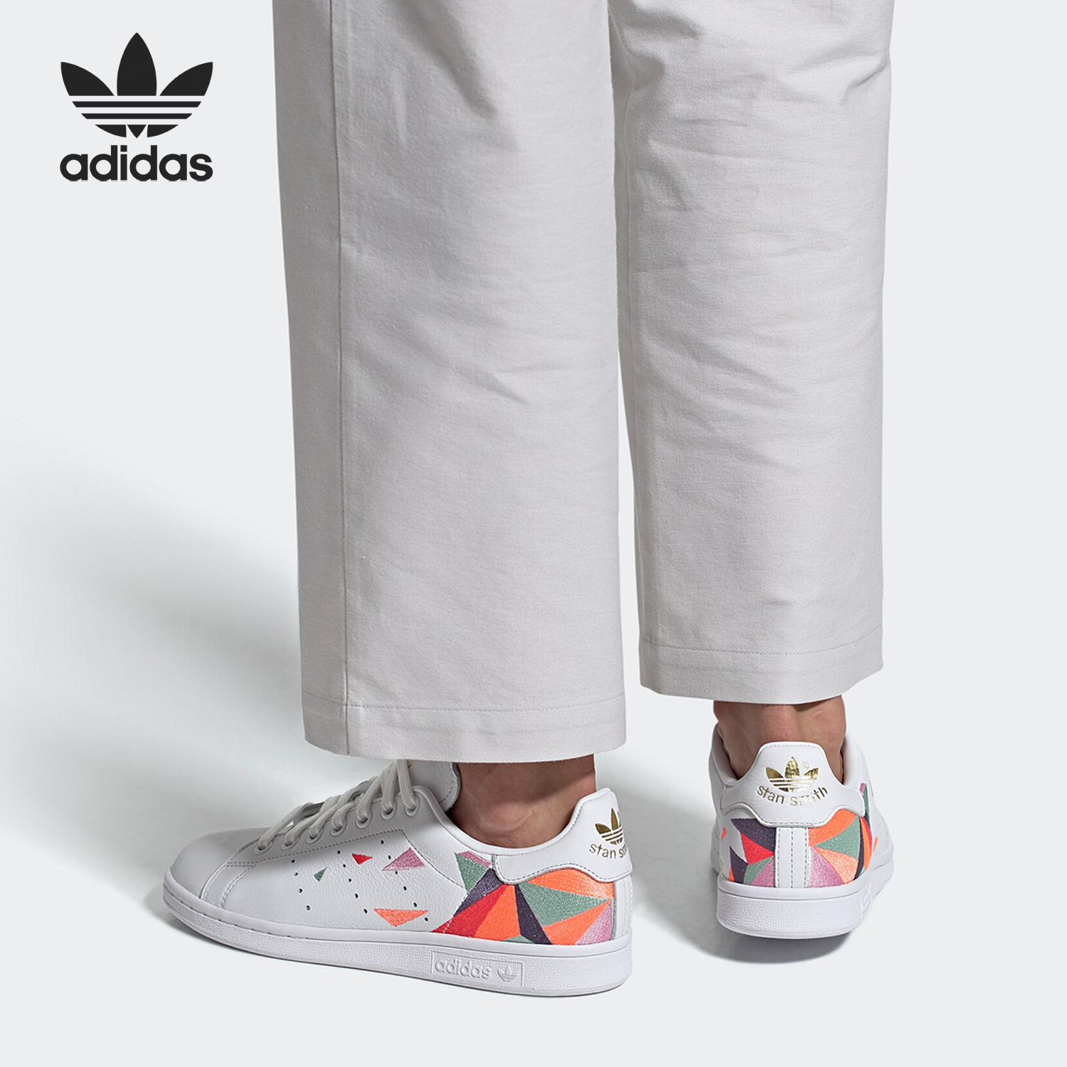 阿迪达斯正品男女休闲板鞋