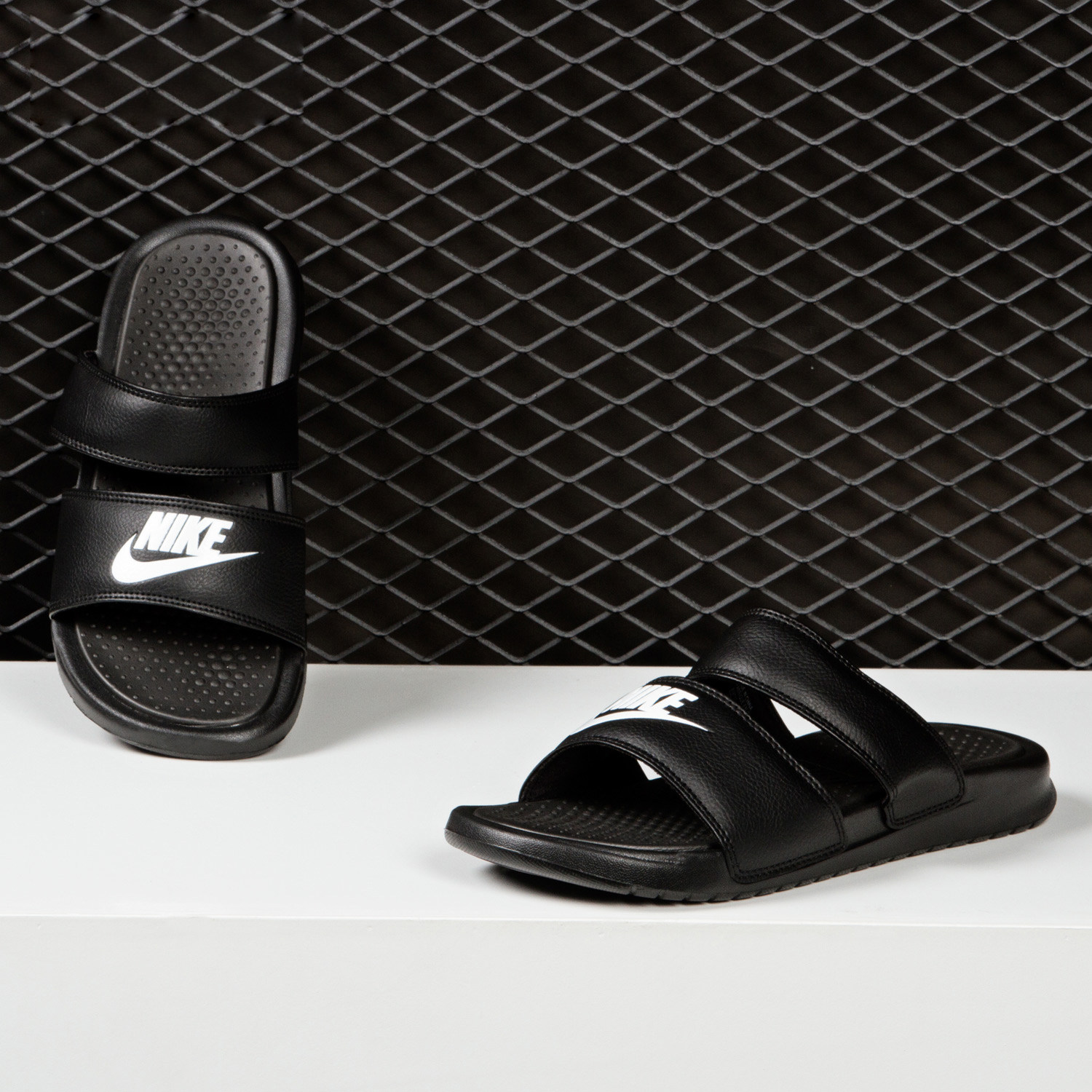 Nike/耐克正品 BENASSI DUO ULTRA SLIDE 女子忍者拖鞋819717-010