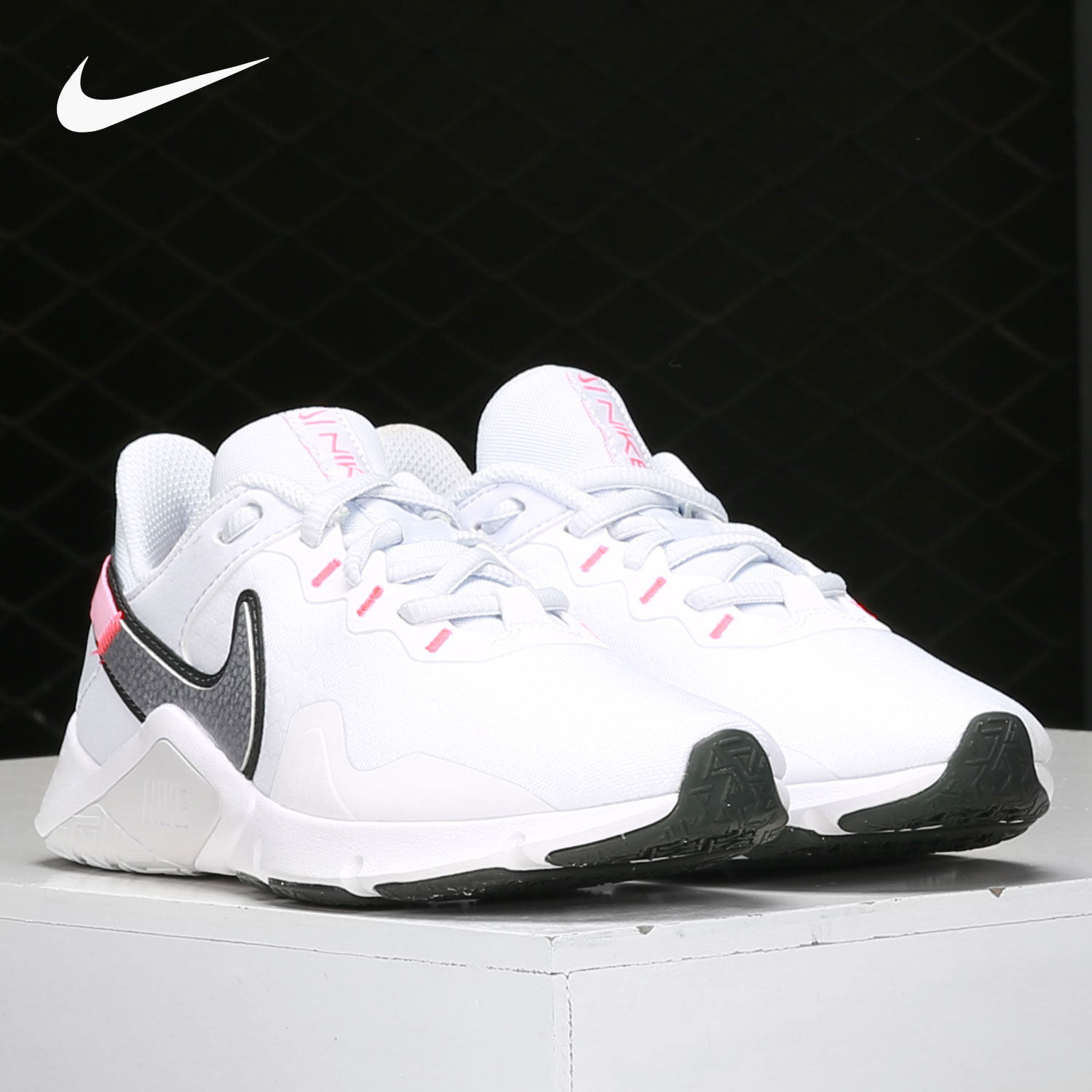 Nike/耐克正品LEGEND ESSENTIAL 2 女子健身鞋运动鞋 CQ9545-007