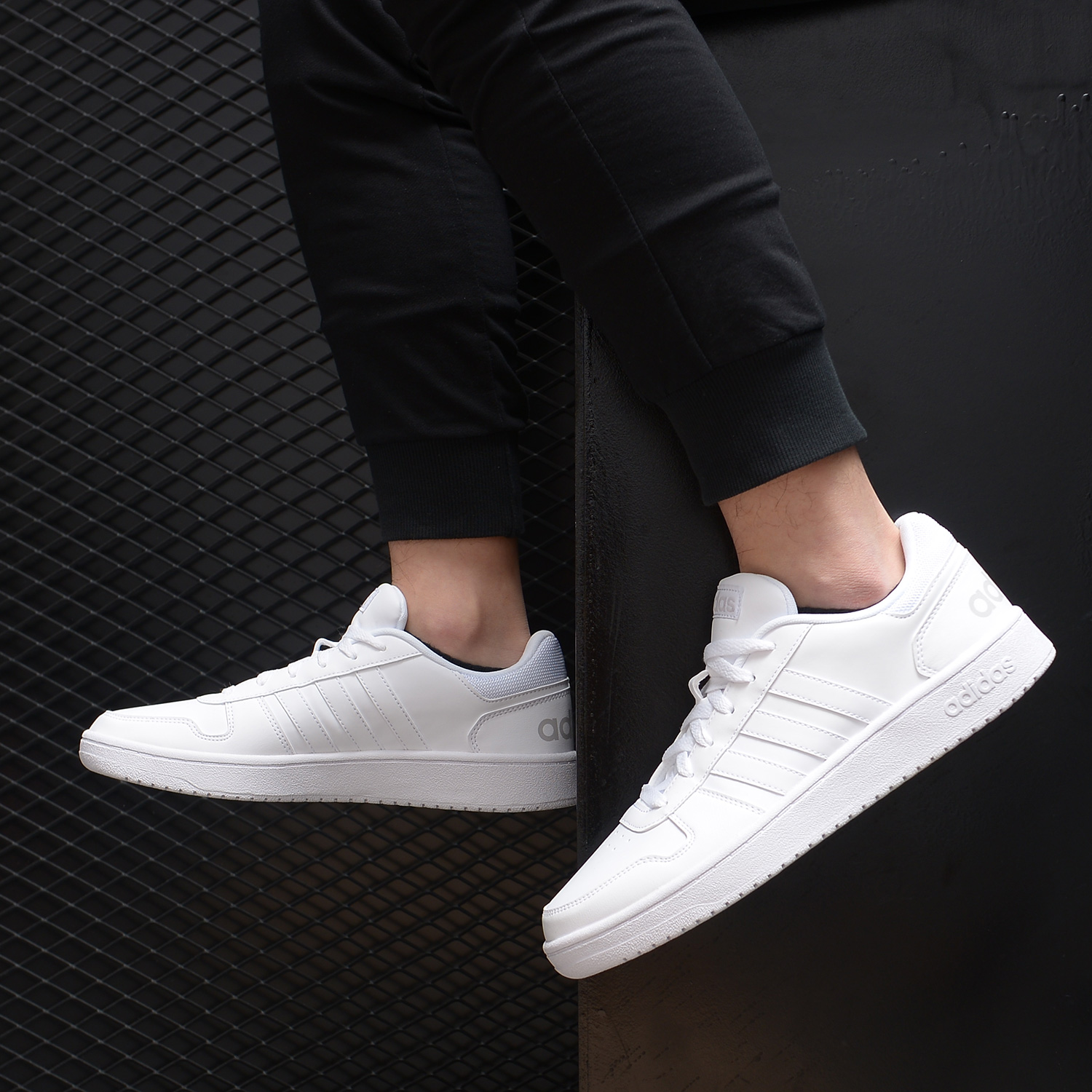 阿迪达斯男子低帮舒适休闲板鞋