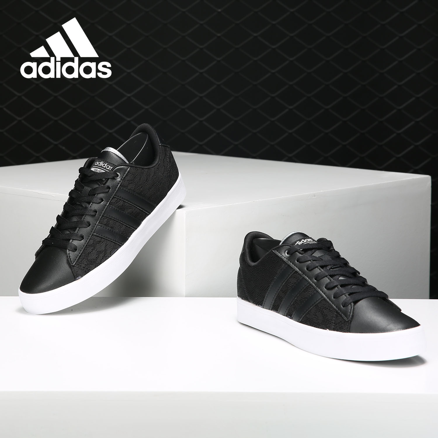 运动鞋Adidas/阿迪达斯低帮休闲