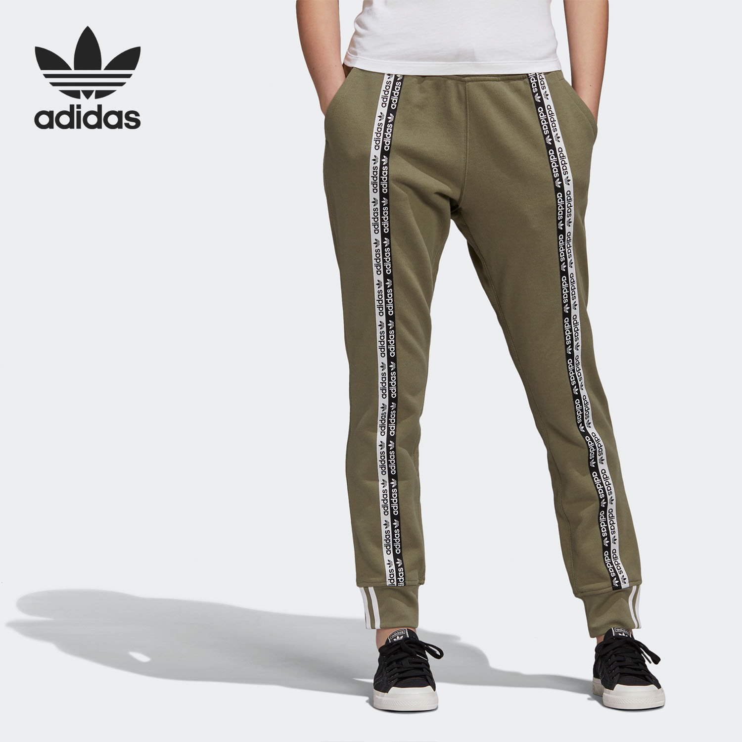 阿迪达斯女舒适运动裤