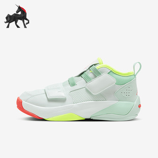 Nike/耐克正品ZION 2锡安小童中帮运动篮球鞋DO9513-367