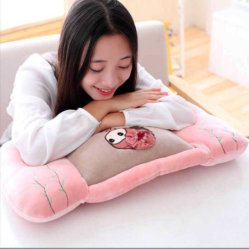 卡通护腰靠垫抱枕办公室神器靠背垫毛绒腰枕午休创意沙发床头靠