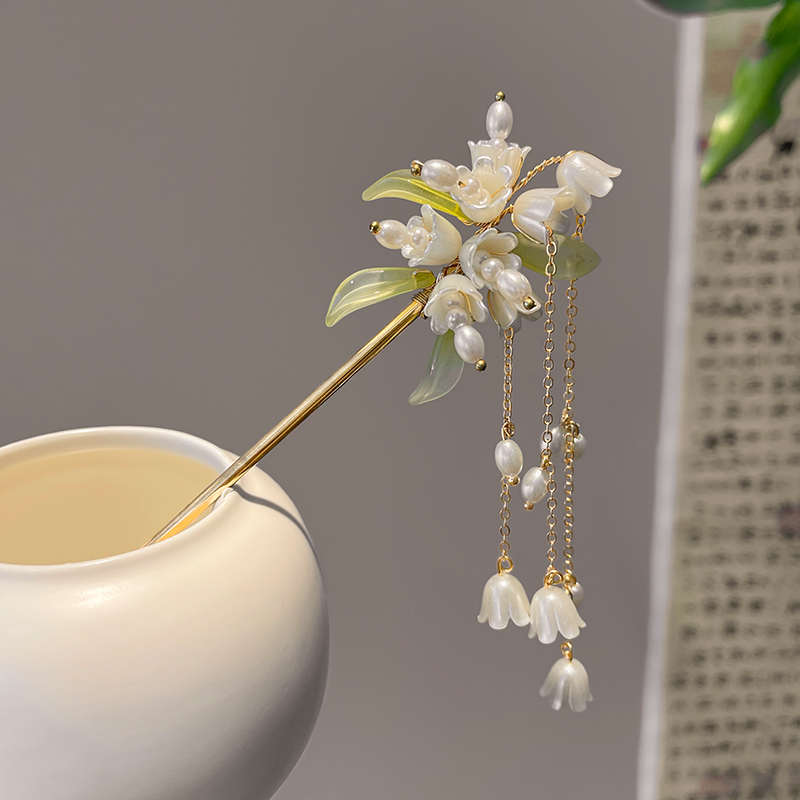 古风颤珍珠铃兰花流苏发簪女夏季配旗袍汉服盘发宫灯簪子发钗头