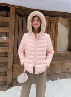 KERNEL COSMOS 云朵泡芙糖 冬季轻暖通勤收腰合体毛领排骨羽绒服