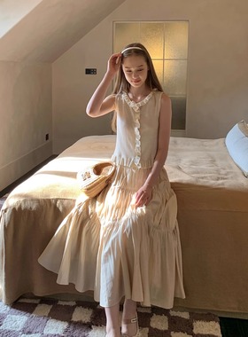 KERNEL COSMOS芝士莓莓卷 甜美拼接木耳边领气质无袖薄款针织上衣