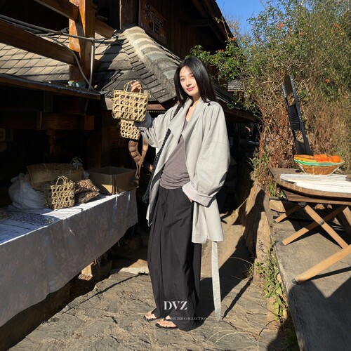 DVZ秋季莱赛尔宽松中长风衣女