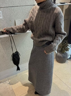DVZ欧洲站2025冬季时尚百搭高领短裤麻花针织衫女显瘦100羊毛毛衣