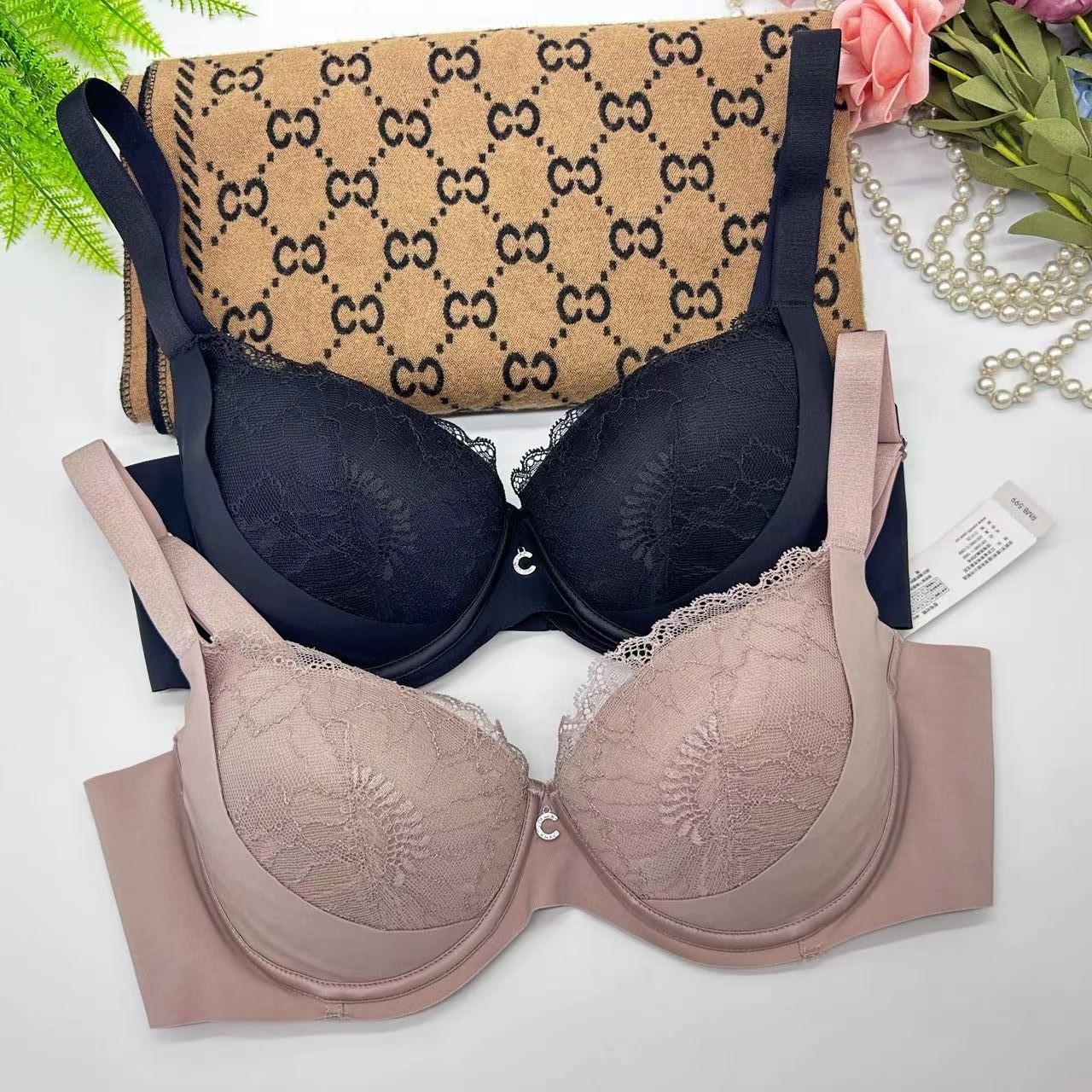 安莉芳旗下Comfit大胸显小内衣聚拢蕾丝薄款文胸CB00012/CBW0002,女士内衣/男士内衣/家居服,文胸,淘宝优惠券,粉丝福利购,淘宝优惠卷