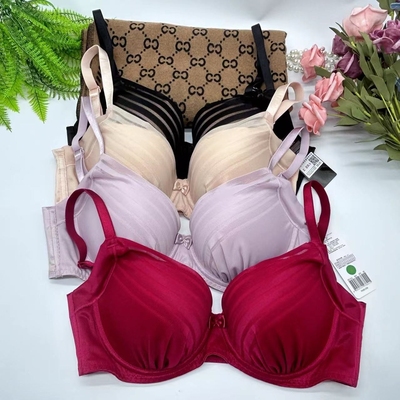 安莉芳旗下内衣聚拢调整型