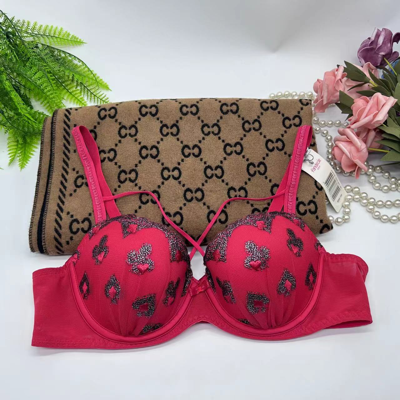 芬狄诗内衣女新年本命年性感网纱交叉肩带文胸fb0160-359