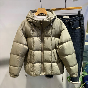 冬季新款高品质轻便衔缝辑格防寒羽绒服潮流男士加厚面包服外套男