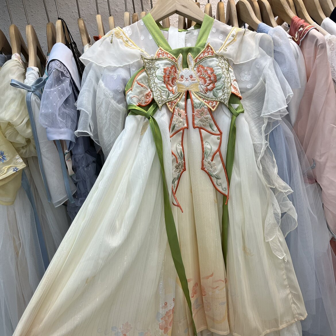 伊娃醉春台女童雪纺刺绣小兔子短袖连衣裙汉服重工公主裙古风裙子