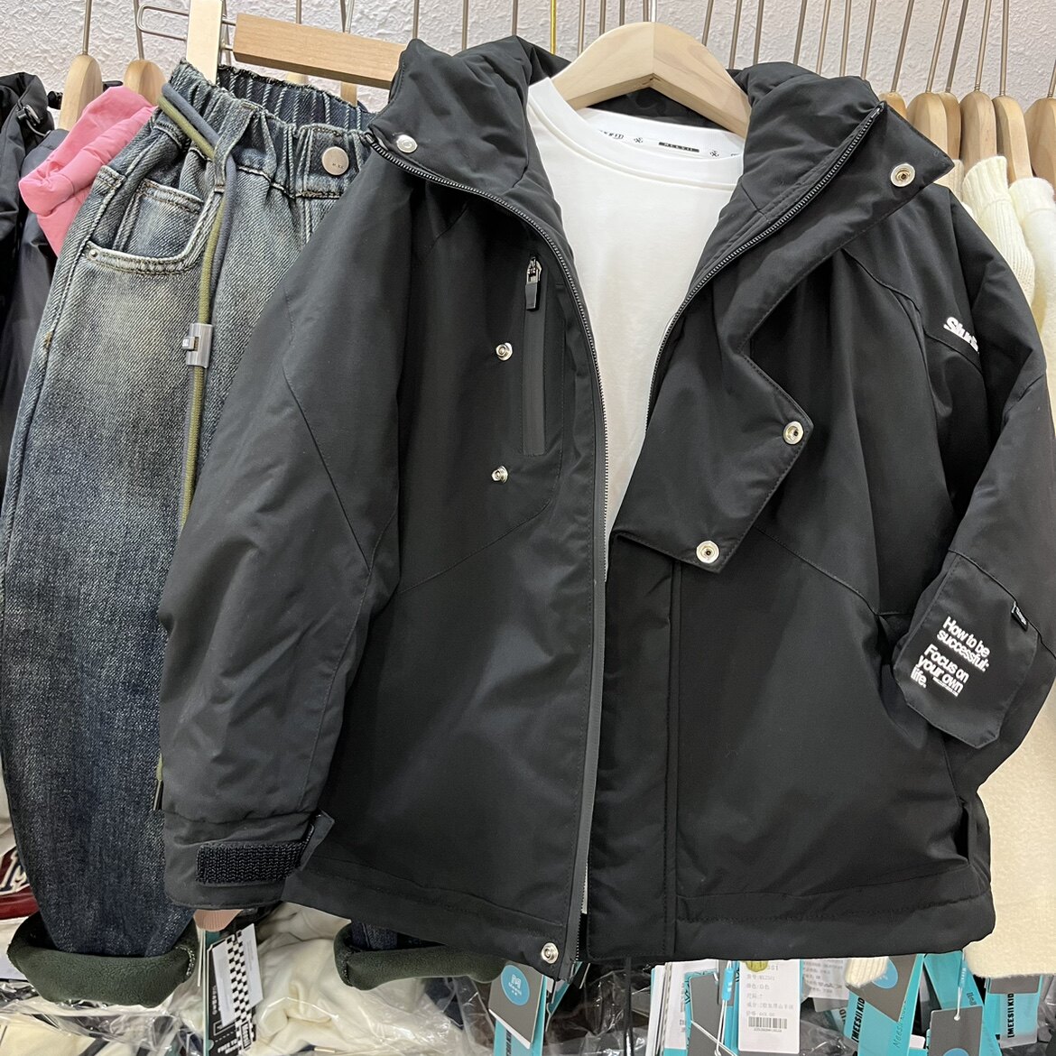 实体店冬款童男童女童黑色加棉夹棉中长款连帽风衣外套冲锋衣大童