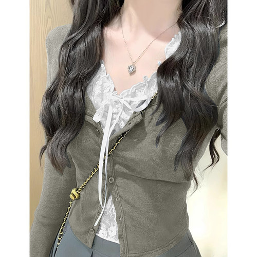 长袖t恤女黑色短款上衣