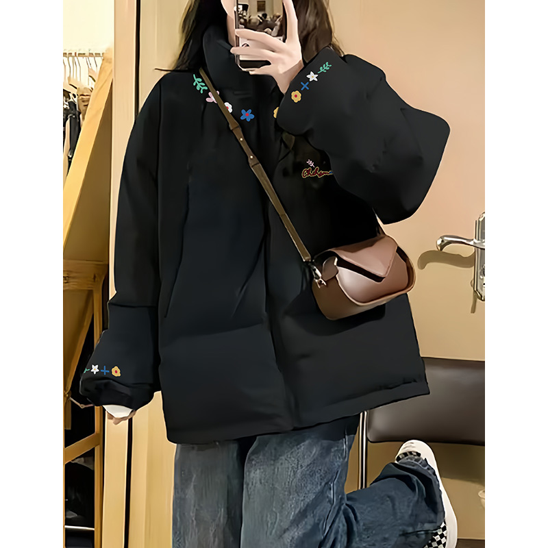 轻薄90白鸭绒印花白鸭绒羽绒服