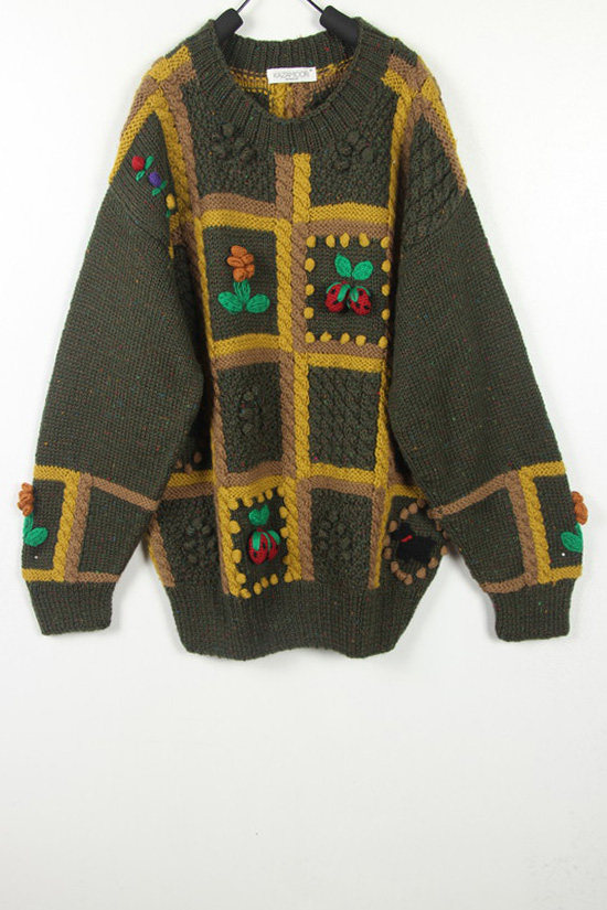 VINTAGE立体草莓手工毛衣