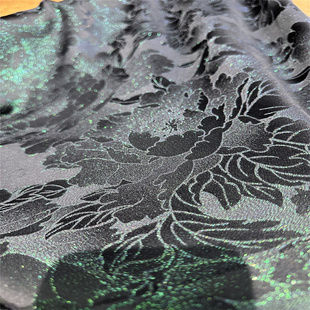 绿金牡丹花 金通正绢32姆米桑蚕丝真丝服装旗袍面料高定丝绸布料