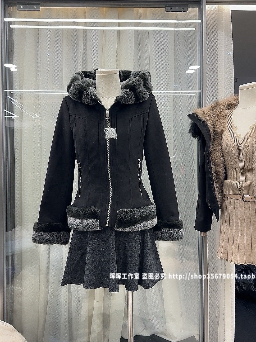 2025新款女装秋冬韩版显瘦连帽羽绒内胆女短款加厚保暖仿龙猫外套,女装/女士精品,短外套,淘宝优惠券,粉丝福利购,淘宝优惠卷