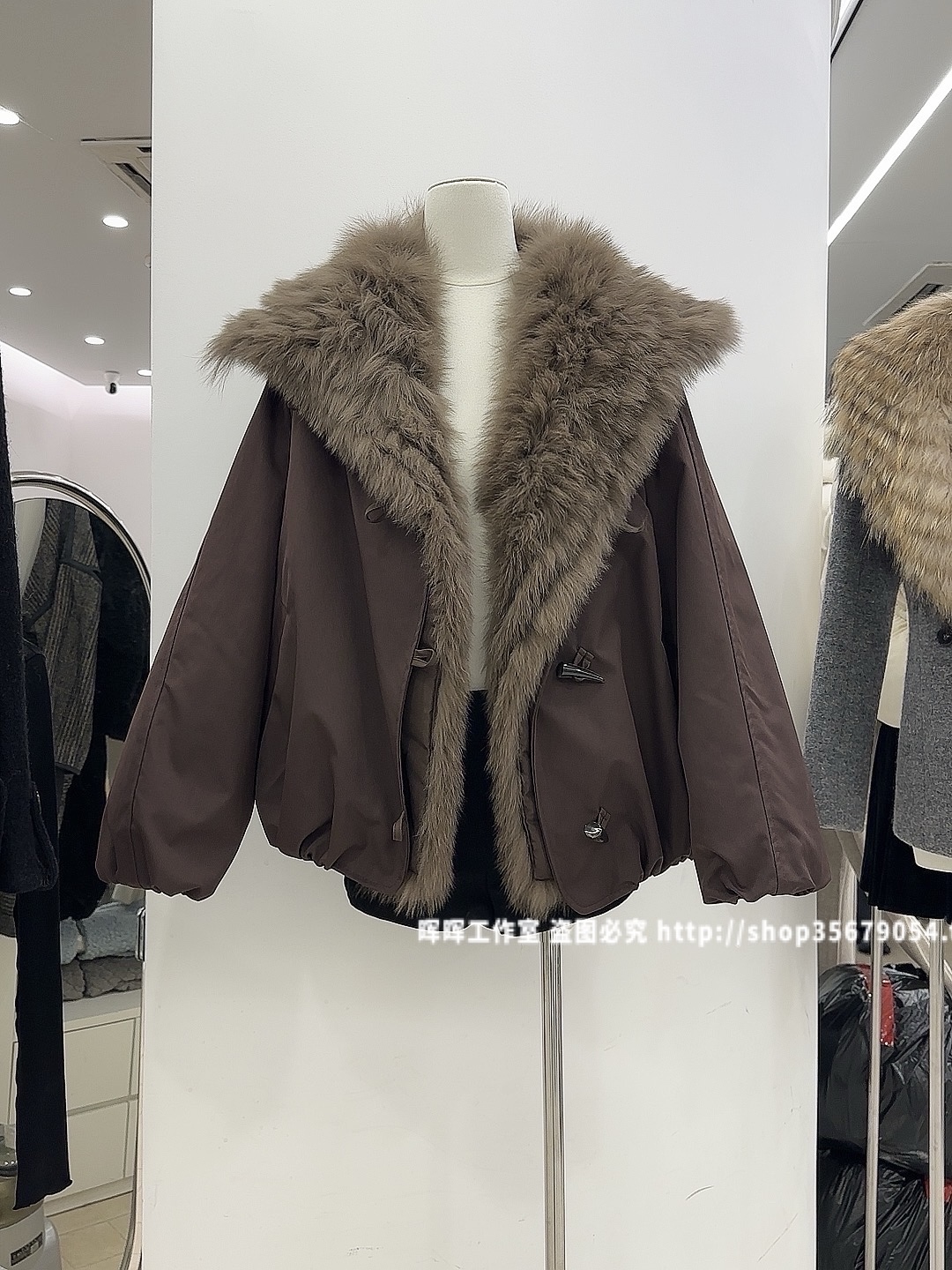 2025新款女装秋冬韩版宽松显瘦狐狸毛毛领外套女短款鹅绒羽绒服女