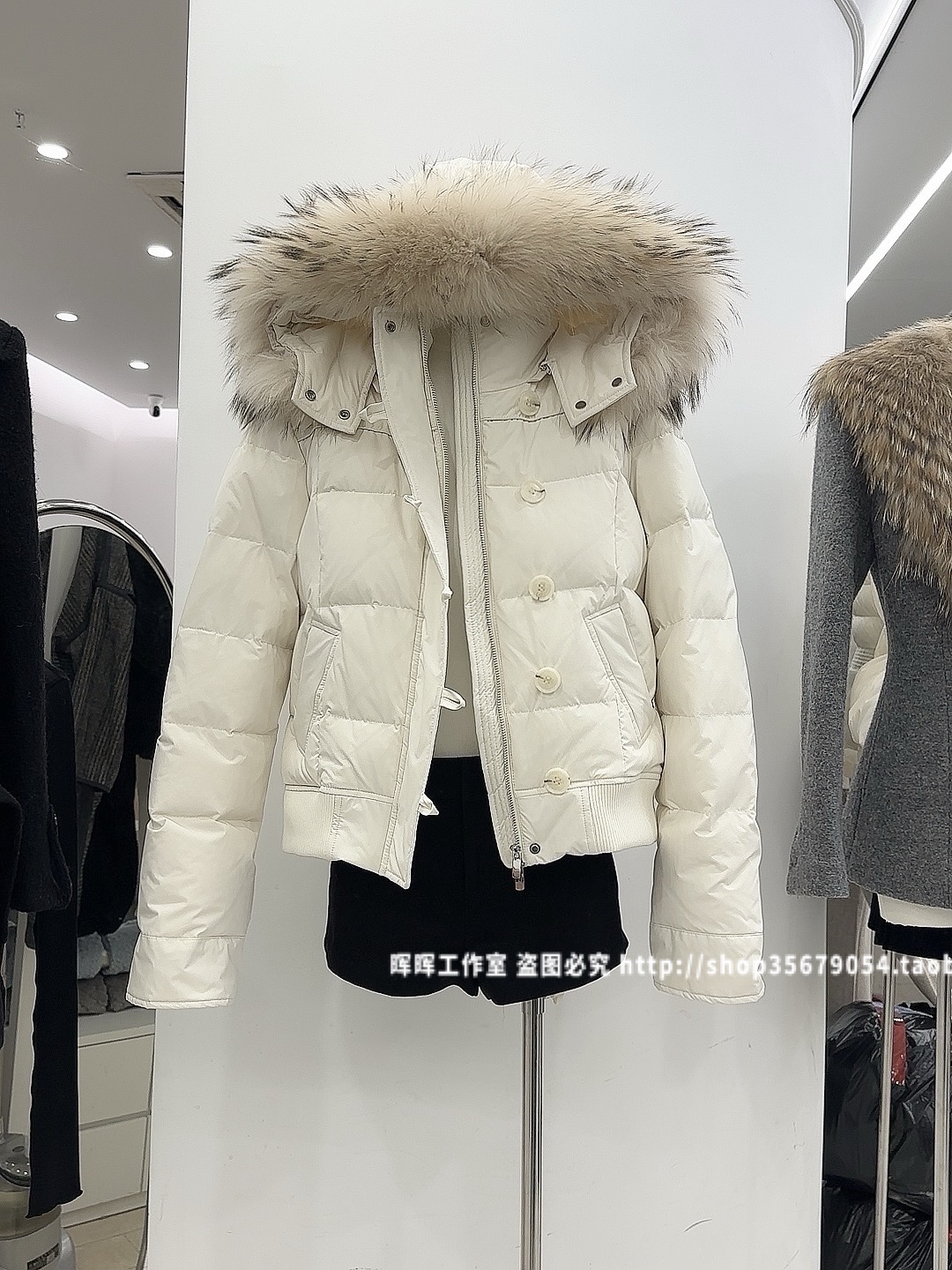 2025新款女装秋冬韩版修身显瘦真貉子毛连帽羽绒服女短款外套夹克