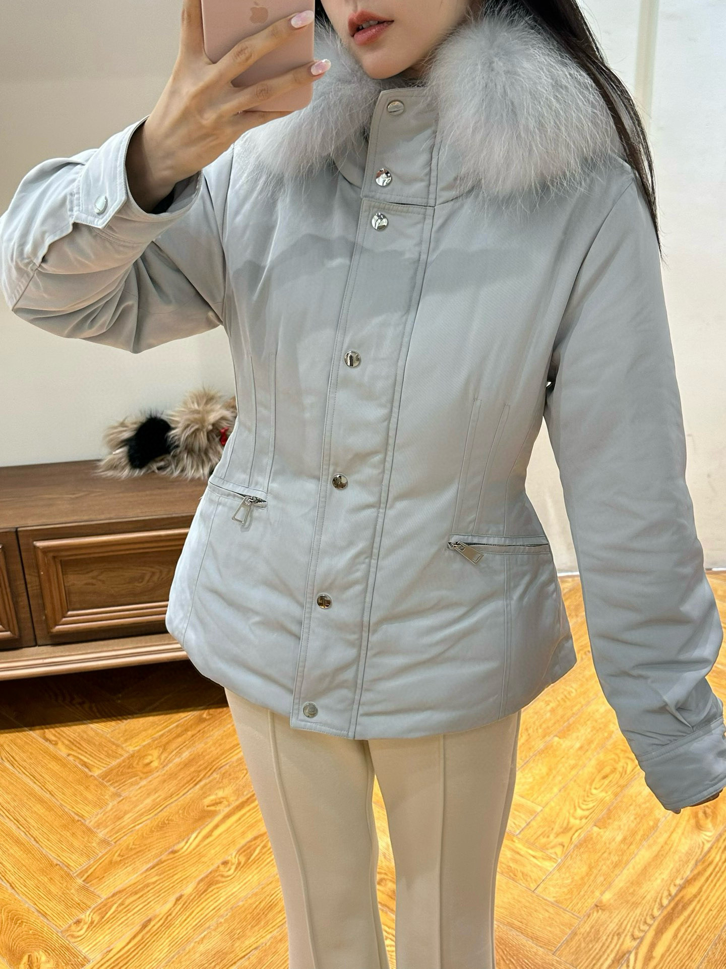 高级感冰岛迷雾雾霾貉子毛大毛领收腰修身90白鸭绒防风羽绒服外套