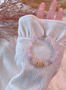 桃花手链女夏轻奢小众设计ins风时尚甜美手串手工制作天然粉手晶