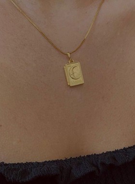 【现货当日发】新月月亮爱心相册相框项链复古可开合相盒项链