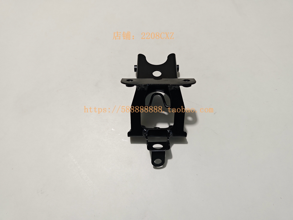 新大洲本田本田幼兽尾灯支架原厂