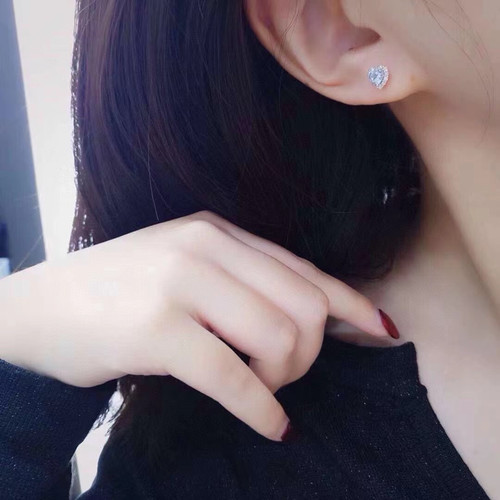 新款天然海蓝宝耳钉女浅色925银镀白金心形宝石精致时尚百搭耳饰