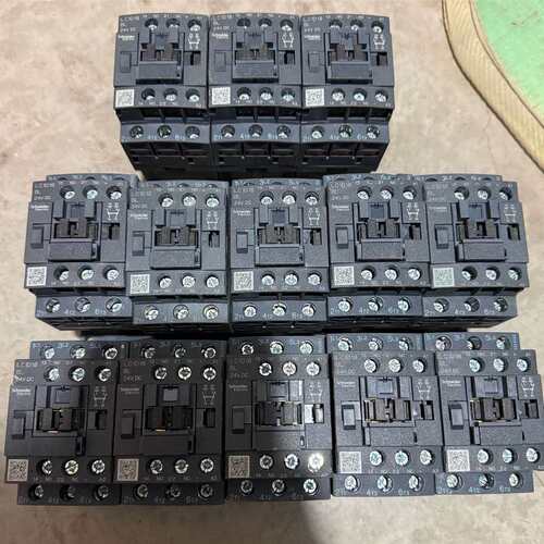 议价LC1D18BL有12个，LC1D12BL有1个！LA