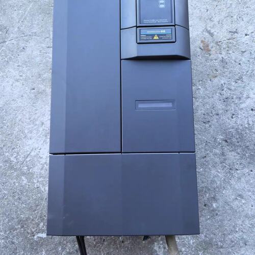 变频器6SE6440-2AD31-5DA16SE6440-2AD31-5DA06SE6440-2UD31-5AA1