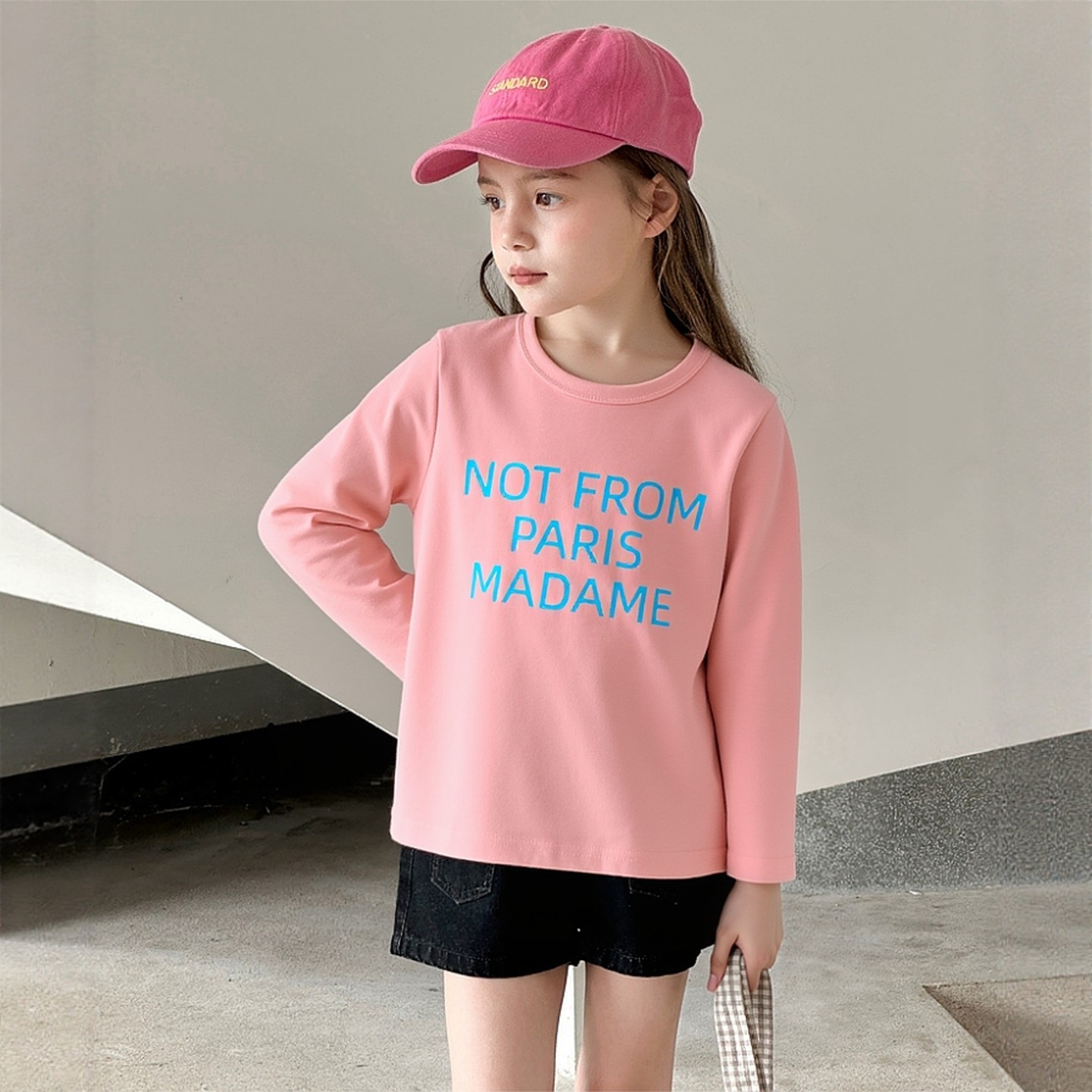 2026春季新款童装儿童韩版长袖T恤 女童简约风打底衫纯棉字母印花