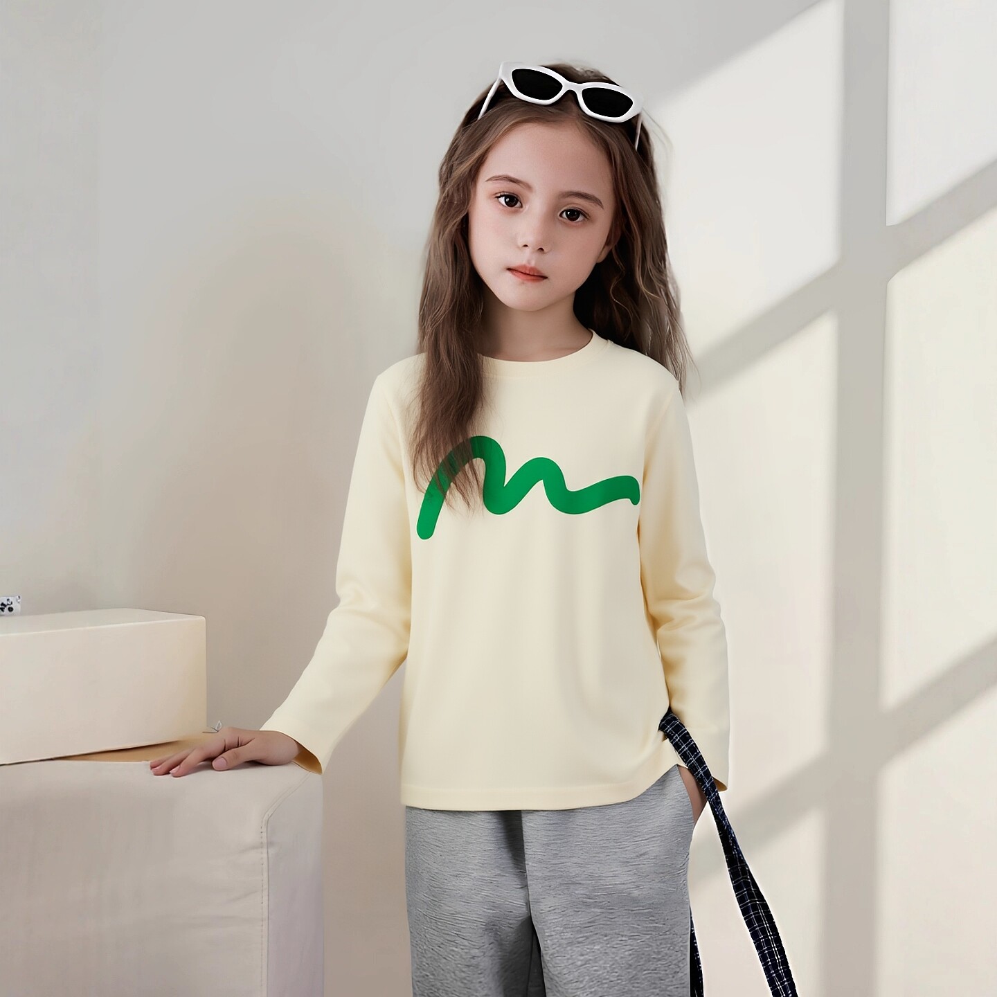 儿童长袖T恤2026春装新款 中大童圆领上衣男童百搭字母纯棉打底衫