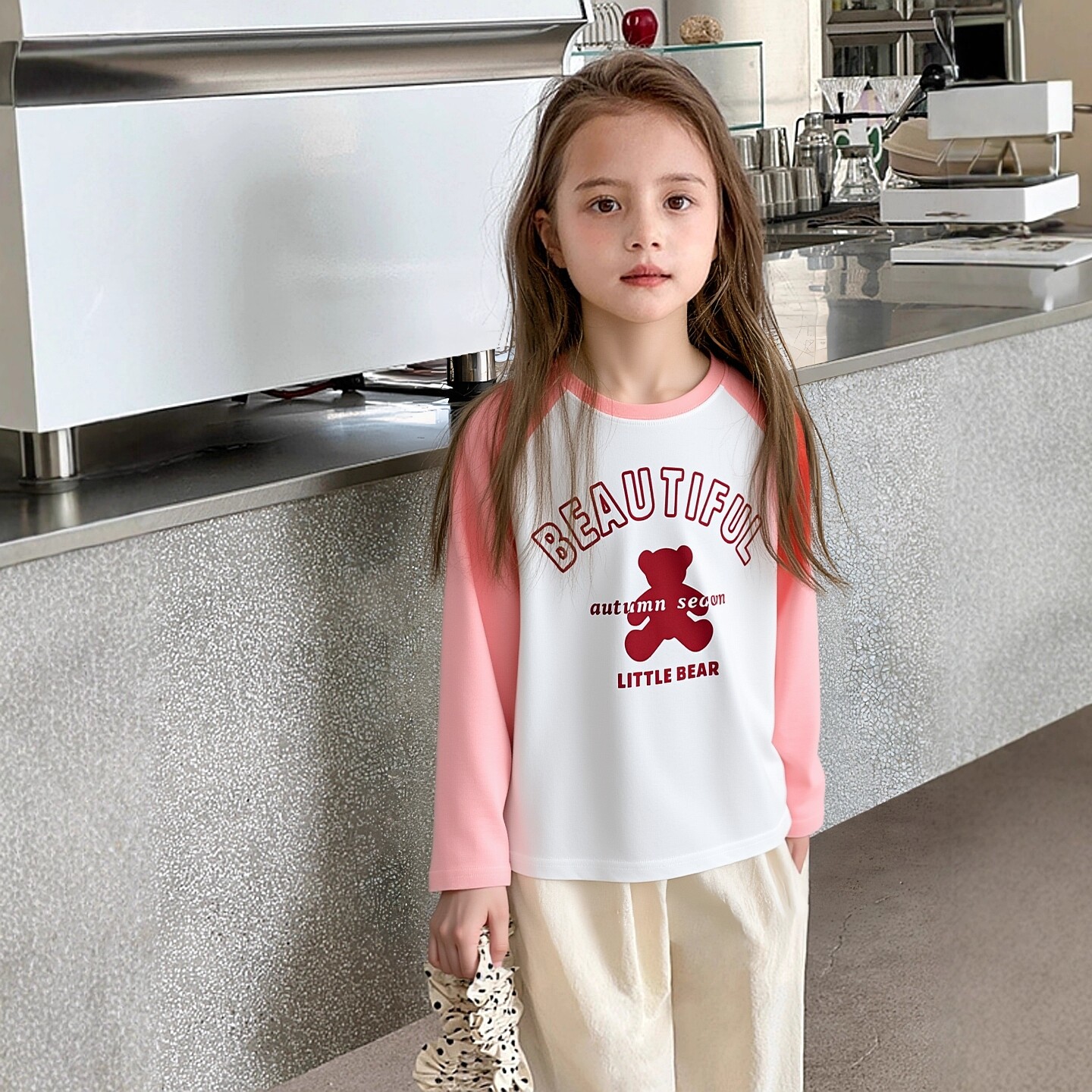 2026春季新款潮牌童装女长袖t恤中大童卡通小熊印花纯棉打底衫ins