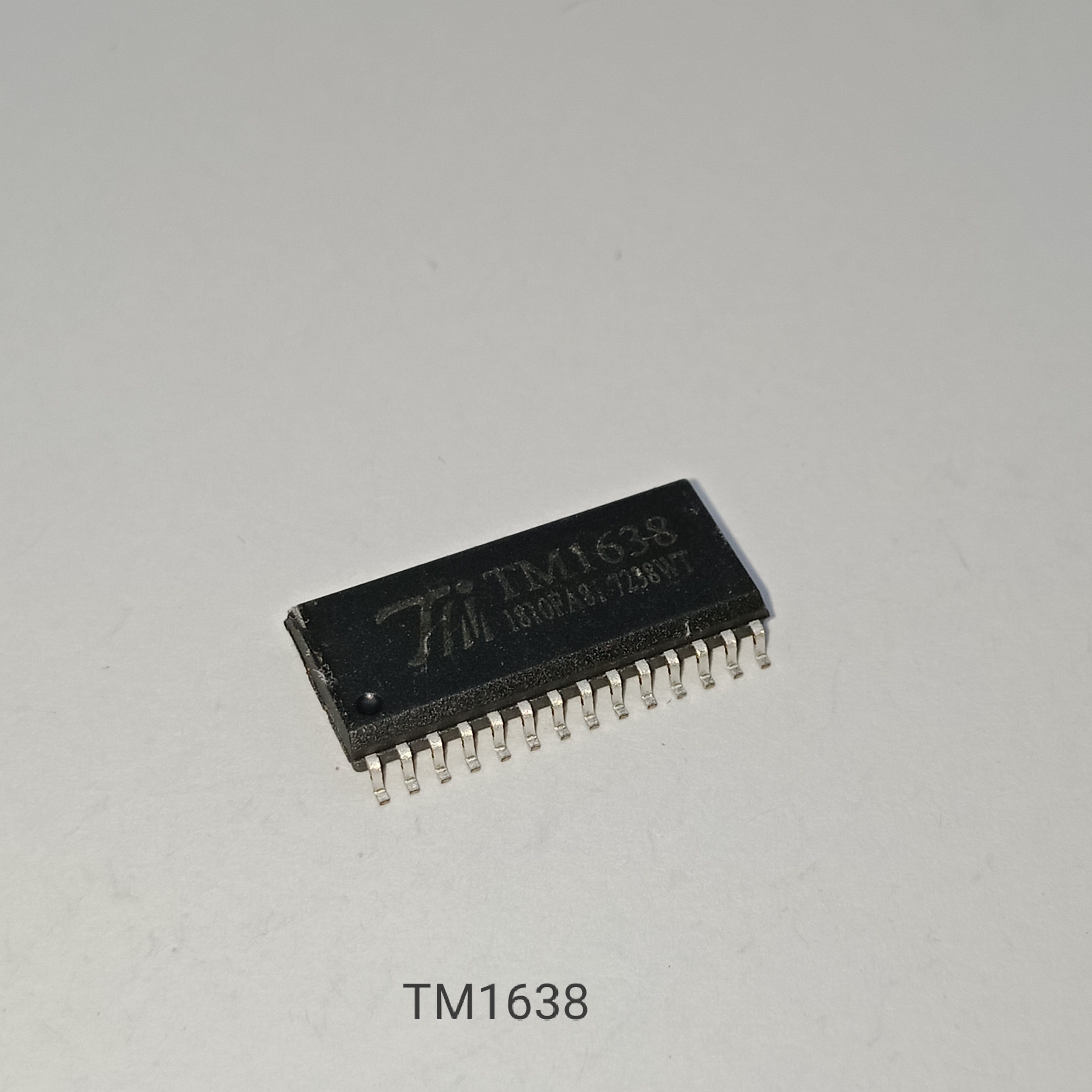 贴片 TM1638 SOP-28 发光二极管显示器 驱动控制IC芯片 库存清货