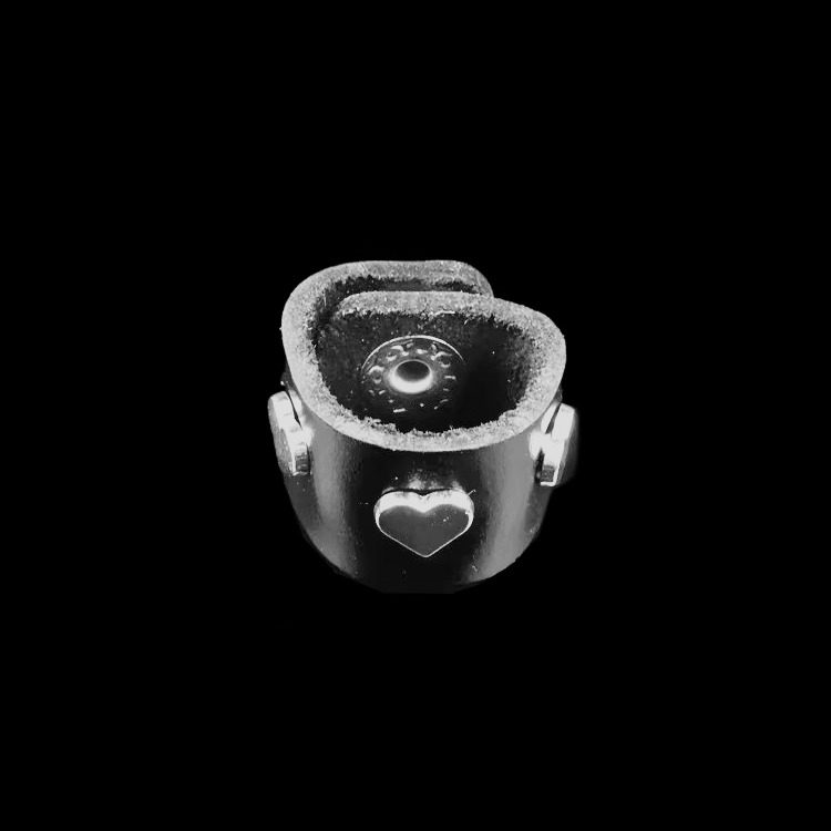 千奇百怪银色小爱心个性杀马特黑牛皮朋克戒指男女指环搭配装饰品