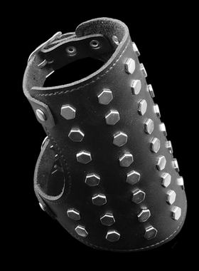 六角铆钉杀马特朋克风个性大手带