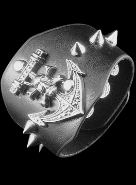 黑色皮圆锥铆钉骷髅头朋克风手环