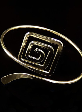 个性靓丽潮金色折线螺旋欧美臂环