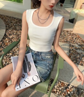 欧货品牌2023夏季新款辣妹短款方领背心女时尚洋气无袖内搭打底衫