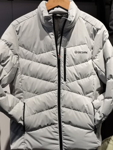 羽绒服阿珂姆防风休闲保暖外套