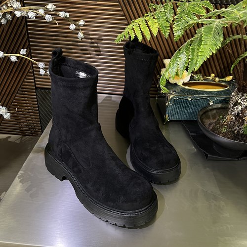 新款百搭瘦瘦靴厚底女靴