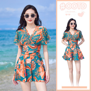 2026女士连体泳衣女泡温泉新款 胖mm 微胖女孩遮肉高级感游泳衣大码