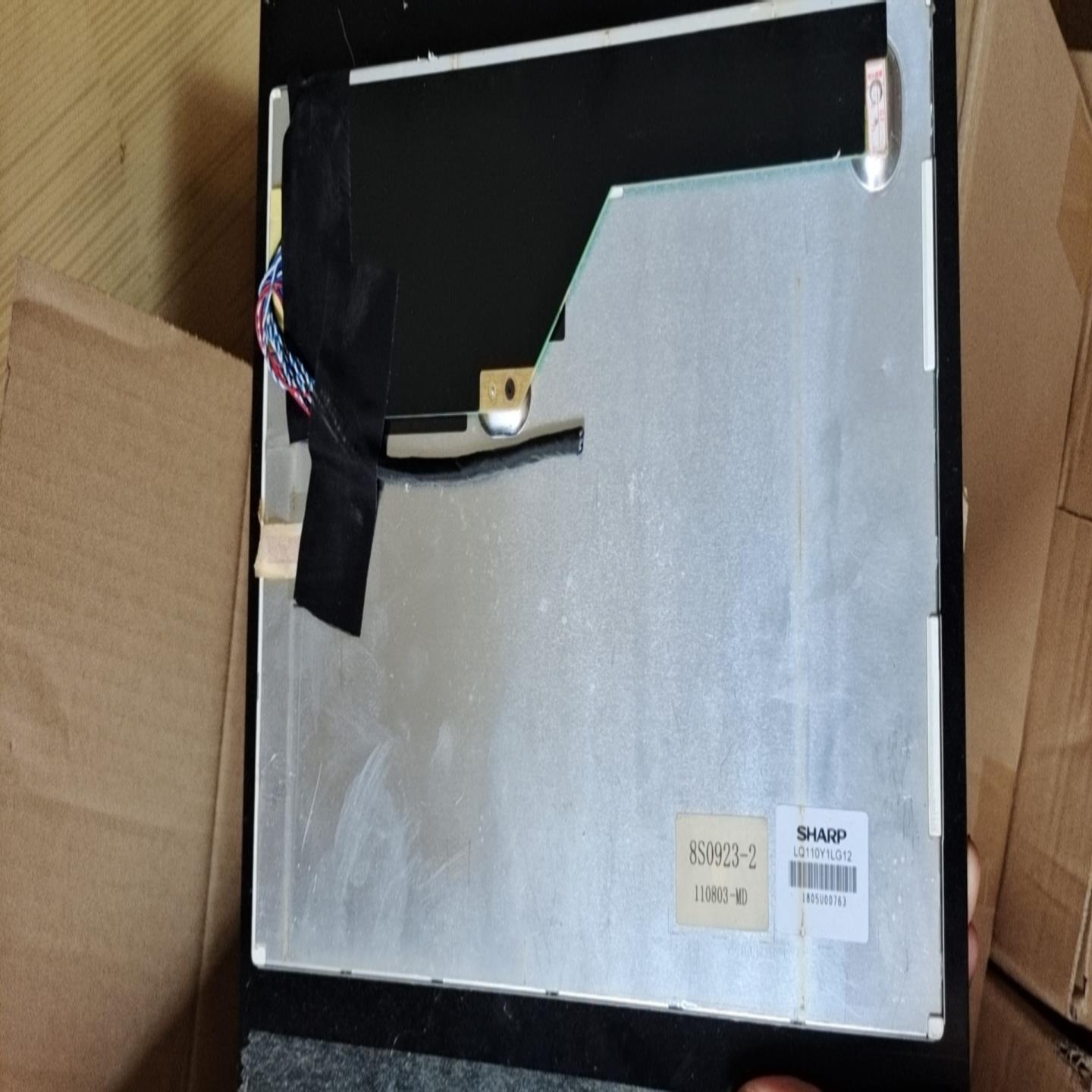 LQ10DS0T LQ110Y1LG12 LQ121S1DG31 LQ9D152 咨询为准