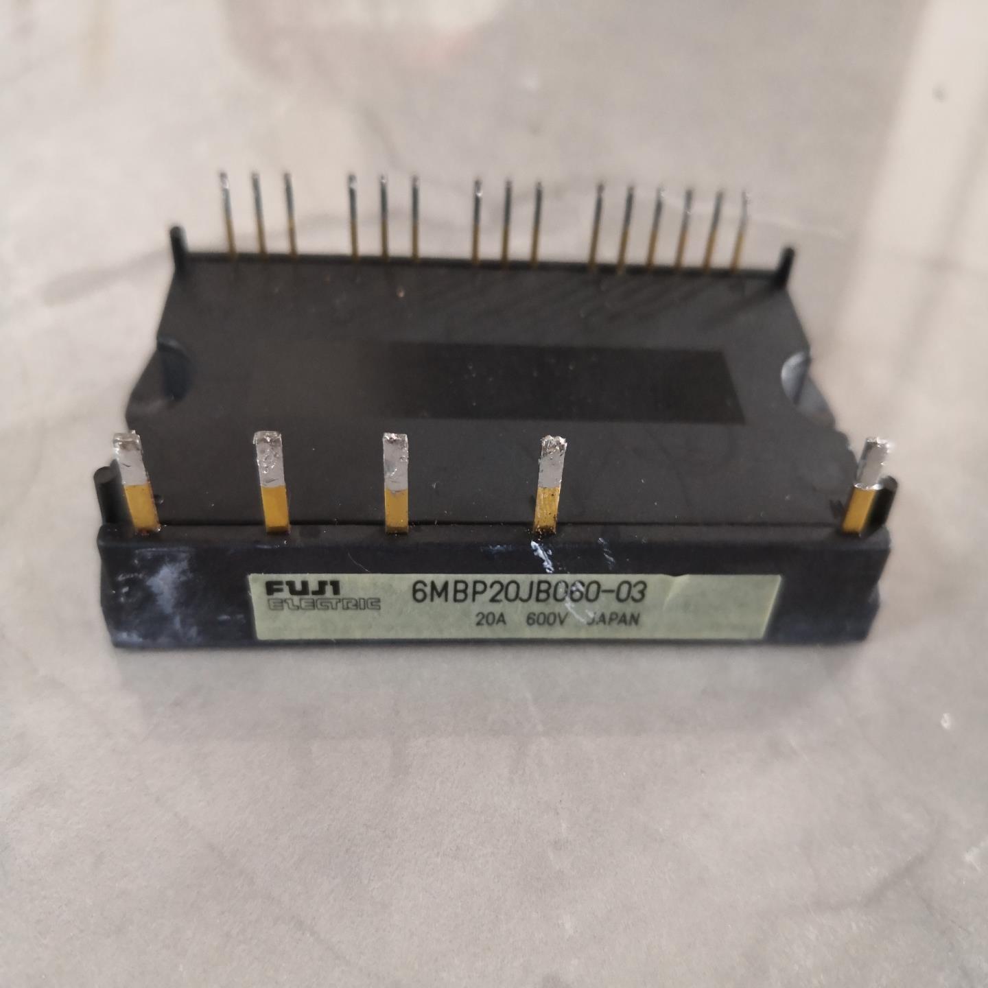 6MBP20JB060-03 FUJI FANUC 驱动器模拍前询价