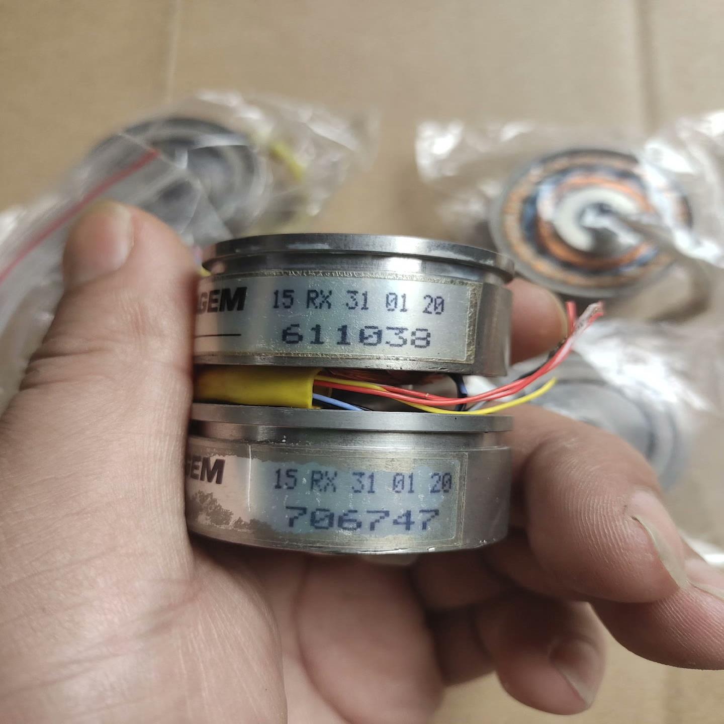 SAGEM编码器15RX 31 01 20  拆机的成色很好