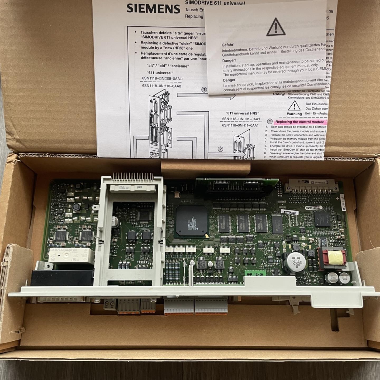 全新原装轴卡6SN1118-0NH01-0AA16SN1118-0NK01-0AA1